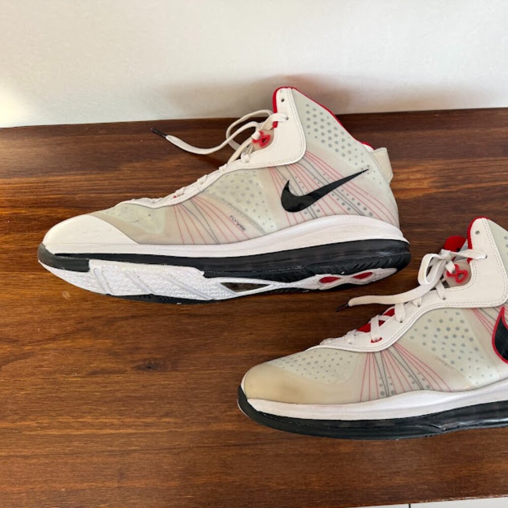 Nike LeBron 8 White Red Black Size 13 High Top Basketball Retro Sneakers - Picture 5 of 12